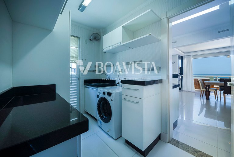 Penthouse de Alta Gama para 10: Jacuzzi y Vista al Mar