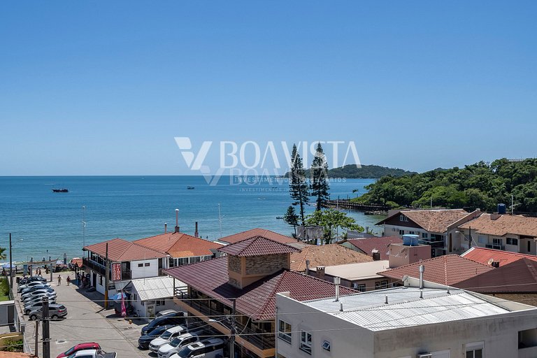 High-End Penthouse for 10: Jacuzzi and Ocean View