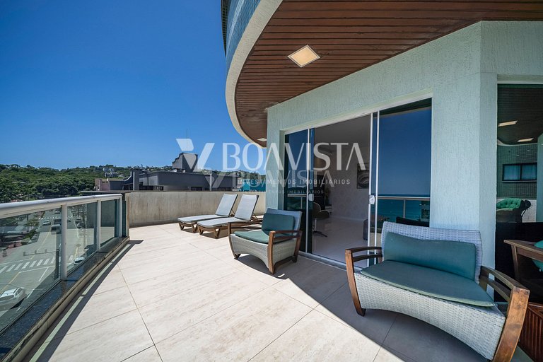 High-End Penthouse for 10: Jacuzzi and Ocean View