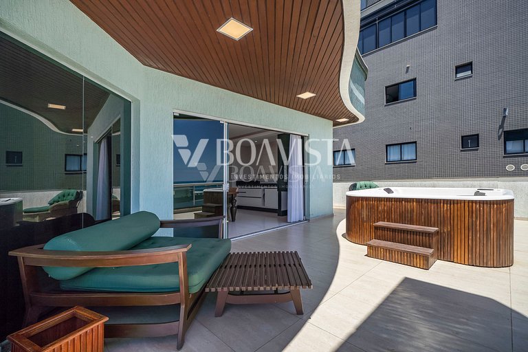 Penthouse de Alta Gama para 10: Jacuzzi y Vista al Mar