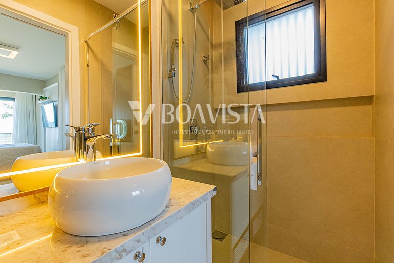 Rent House 4 rooms w/ 1 suite sea front | Bombas / SC