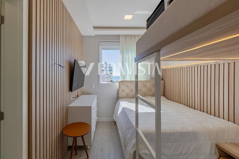 Apartamento 2 suítes C/Piscina