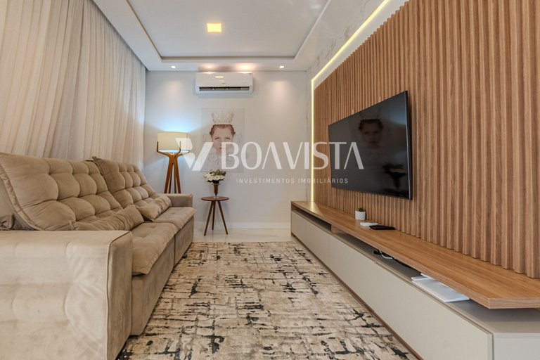 Conforto & Elegância • 2 Suítes + Piscina