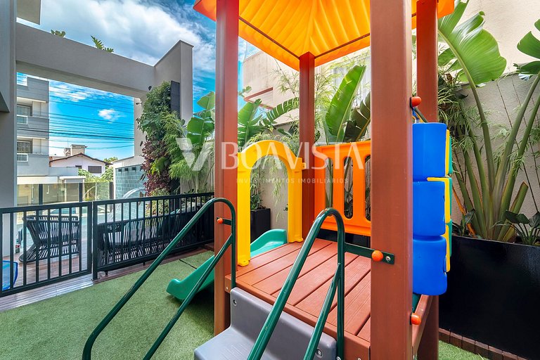 Conforto & Elegância • 2 Suítes + Piscina