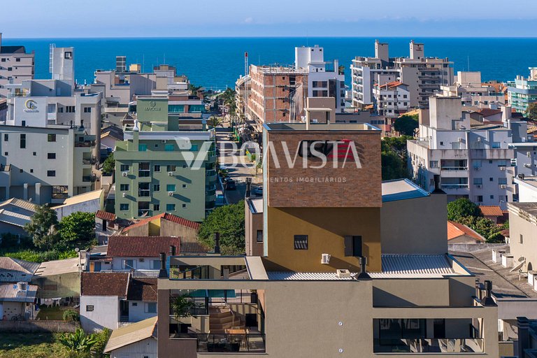 Apartment for Rent with Rooftop Pool – Bombinhas