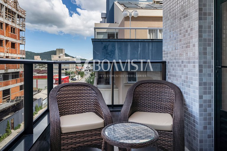 Apartamento alto padrão 2 suítes com piscina