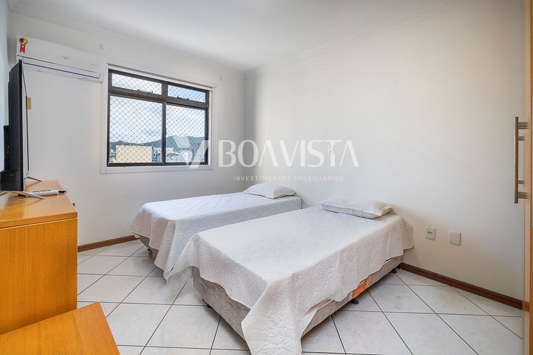Apartamento p/ 11 pessoas- 50 metros do Mar