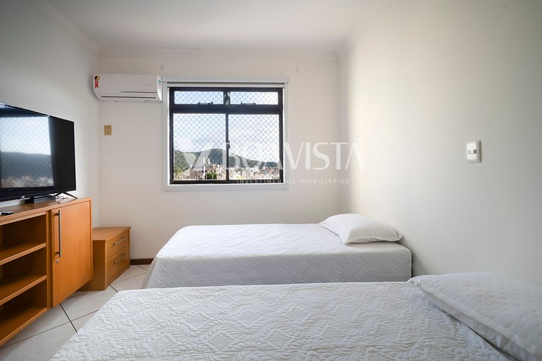 Apartamento p/ 11 pessoas- 50 metros do Mar
