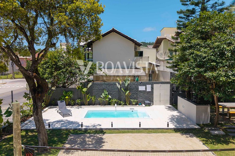 Dream Home • Pool + Volleyball • Sleeps 15