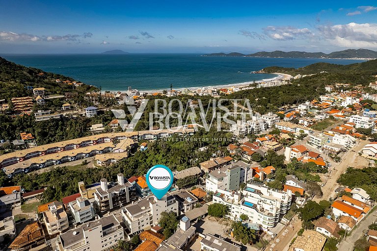 Apartamento 2 dormitórios no centro de Bombinhas 120m do Mar