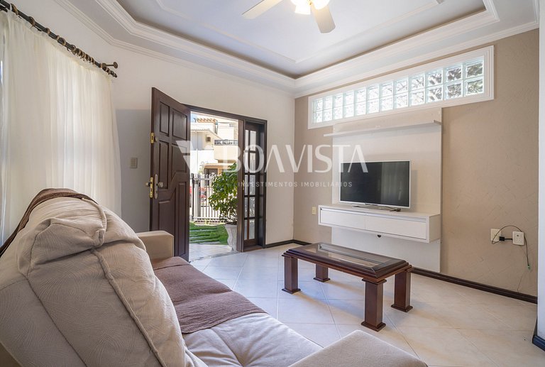 Férias em Grupo! Casa Espaçosa Próxima ao Mar