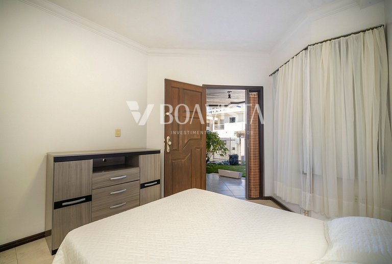 Férias em Grupo! Casa Espaçosa Próxima ao Mar