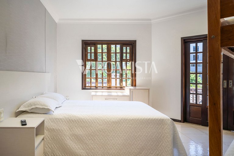 Férias em Grupo! Casa Espaçosa Próxima ao Mar