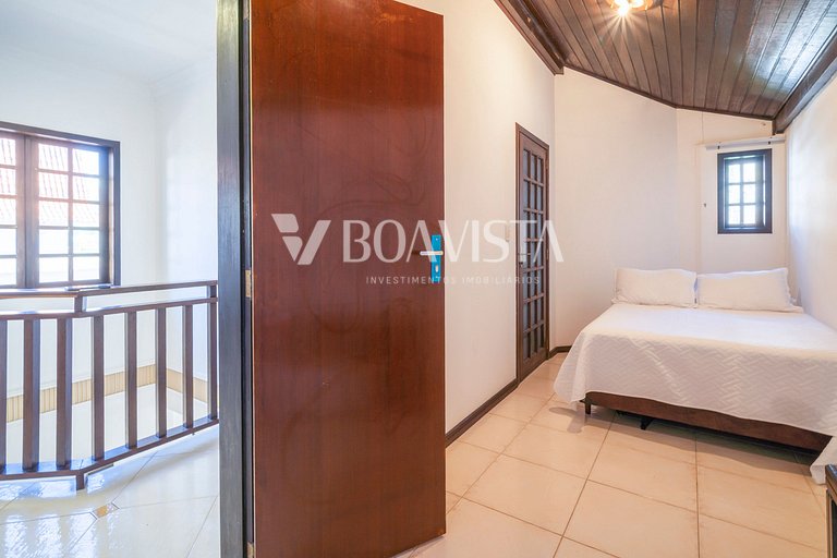 Férias em Grupo! Casa Espaçosa Próxima ao Mar