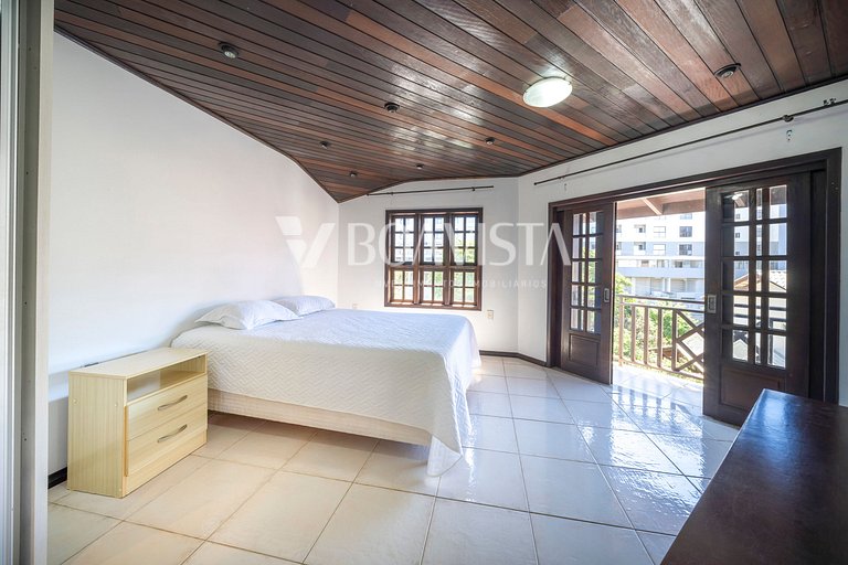 Férias em Grupo! Casa Espaçosa Próxima ao Mar