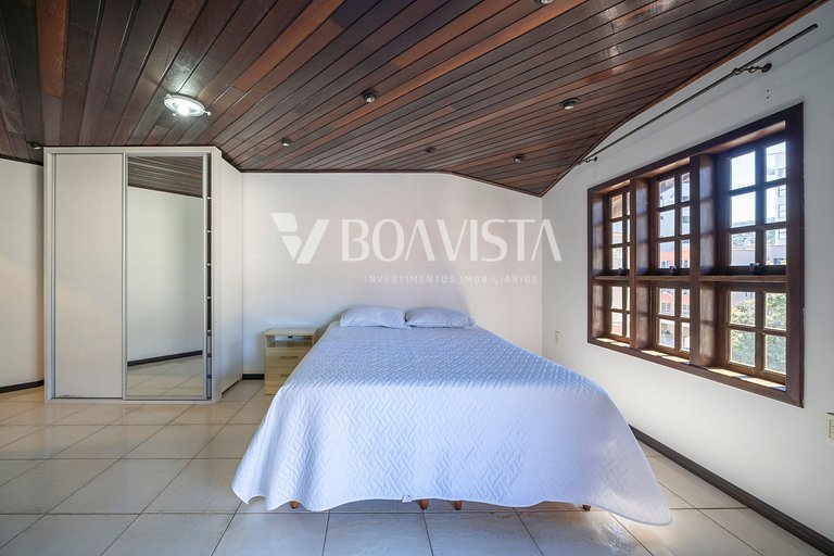 Férias em Grupo! Casa Espaçosa Próxima ao Mar
