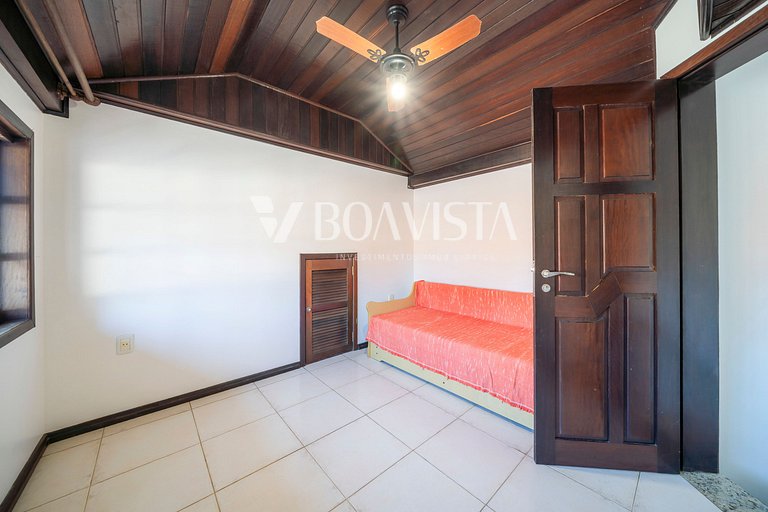 Férias em Grupo! Casa Espaçosa Próxima ao Mar
